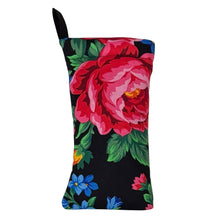 Soft Case by Scot - Roses Black